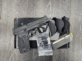 SMITH & WESSON M&P 2.0 Optic Ready 10MM - 1 of 3