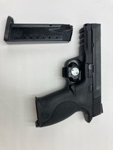 SMITH & WESSON M&P 40 .40 S&W - 1 of 3