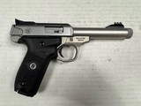 SMITH & WESSON SW22 VICTORY .22 LR - 2 of 3