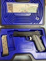 DAN WESSON FIREARMS 1911 VALOR .45 ACP - 1 of 3