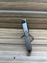 SMITH & WESSON SD40 VE .40 S&W - 3 of 3