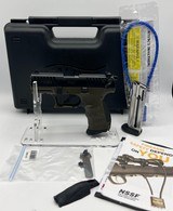 WALTHER P22Q .22 LR - 1 of 3