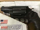 SMITH & WESSON GOVERNOR .45 LC/.410 GA - 2 of 3