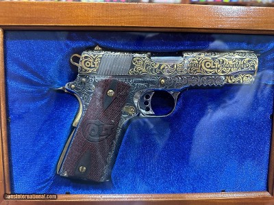 COLT 1911 COMBAT COMMANDER .45 ACP