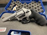 SMITH & WESSON 69 COMBAT MAGNUM .44 MAGNUM - 1 of 3