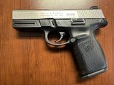 SMITH & WESSON SW40VE .40 S&W - 2 of 3