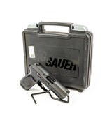 SIG SAUER P320 CARRY .40 S&W - 1 of 3