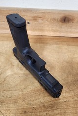 CZ P-10 C 9MM LUGER (9X19 PARA) - 2 of 3