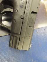 SPRINGFIELD ARMORY XD-40 SUB COMPACT .40 S&W - 2 of 3