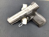 SMITH & WESSON SD9 VE 9MM LUGER (9x19 PARA) - 1 of 2