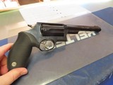 TAURUS JUDGE MAGNUM .45 LC/.410 GA - 1 of 3