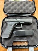 GLOCK G21 SF .45 ACP - 1 of 3