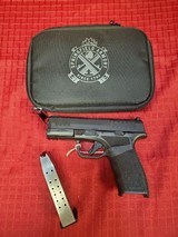 SPRINGFIELD ARMORY HELLCAT PRO OSP 9MM LUGER (9x19 PARA) - 1 of 3