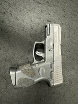 TAURUS G2C 9MM LUGER (9x19 PARA) - 1 of 3