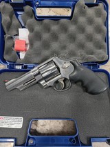 SMITH & WESSON 629 4" .44 MAGNUM - 1 of 3