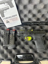 SMITH & WESSON EQUILIZER 9MM LUGER (9x19 PARA) - 1 of 3