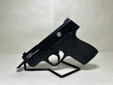 SMITH & WESSON m&p 40 shield.40 S&W - 1 of 3