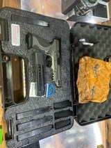 SMITH & WESSON M&P9 M2.0 METAL COMPETITOR 9MM LUGER (9X19 PARA) - 1 of 3