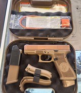 GLOCK G17 GEN 5 9MM LUGER (9x19 PARA) - 1 of 3