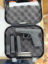 GLOCK G23 GEN 3 .40 S&W - 1 of 3