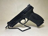 SMITH & WESSON M&P 40 M2.0 .40 S&W - 1 of 3