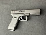 GLOCK G17 GEN 3 9MM LUGER (9x19 PARA) - 2 of 3