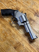 SMITH & WESSON 69 .44 MAGNUM - 2 of 2