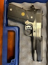 COLT 1911 GOVERNMENT .45 ACP - 3 of 3