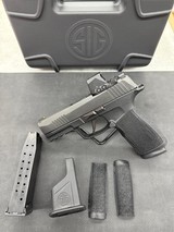 SIG SAUER P365 XMACRO W/RED DOT 9MM LUGER (9X19 PARA) - 2 of 3