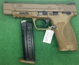 SMITH & WESSON M&P9 2.0 FDE 9MM LUGER (9X19 PARA) - 1 of 3
