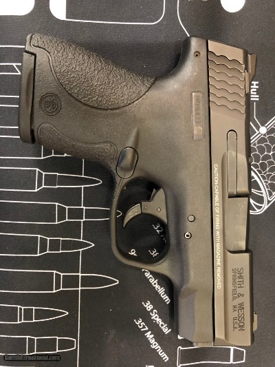 SMITH & WESSON M&P 9 SHIELD 9MM LUGER (9x19 PARA)