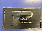 SMITH & WESSON M&P 9 SHIELD 9MM LUGER (9X19 PARA) - 1 of 3