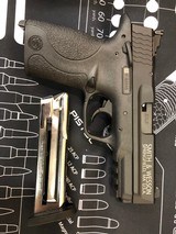 SMITH & WESSON M&P 22 COMPACT .22 LR - 1 of 3
