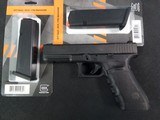 GLOCK G17 GEN 4 9MM LUGER (9x19 PARA) - 2 of 3