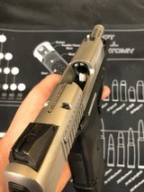 RUGER SR40C .40 S&W - 2 of 3