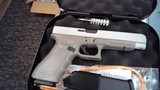 GLOCK G34 GEN 3 9MM LUGER (9x19 PARA) - 2 of 3