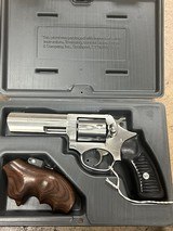 RUGER SP101 .22 LR - 1 of 3