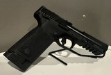 SMITH & WESSON M&P 22 .22 WMR - 1 of 2