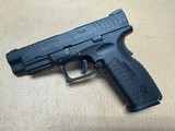 SPRINGFIELD ARMORY XDM .40 .40 S&W - 1 of 3