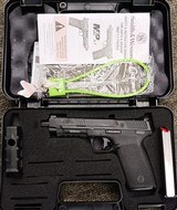 SMITH & WESSON M&P 5.7 NO MANUAL SAFETY 5.7X28MM - 1 of 3