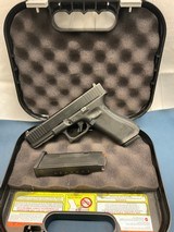 GLOCK 17 GEN 5 9MM LUGER (9x19 PARA) - 2 of 3