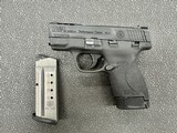 SMITH & WESSON M&P 40 Shield PC M2.0 .40 S&W - 2 of 3