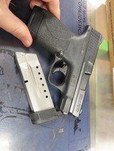 SMITH & WESSON M&P SHIELD 9MM LUGER (9x19 PARA) - 1 of 3