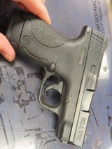 SMITH & WESSON M&P SHIELD 9MM LUGER (9x19 PARA) - 1 of 3