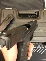 SMITH & WESSON M&P 40 M2.0 .40 S&W - 3 of 3