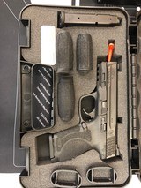 SMITH & WESSON M&P 40 M2.0 .40 S&W - 1 of 3