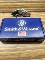 SMITH & WESSON 642 AIRWEIGHT .38 SPECIAL/.357 MAGNUM - 1 of 3