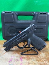 SMITH & WESSON M&P40 M2.0 COMPACT .40 S&W - 1 of 3