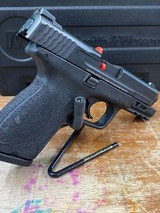 SMITH & WESSON M&P40 M2.0 COMPACT .40 S&W - 2 of 3
