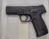 SMITH & WESSON SD40 .40 S&W - 1 of 3